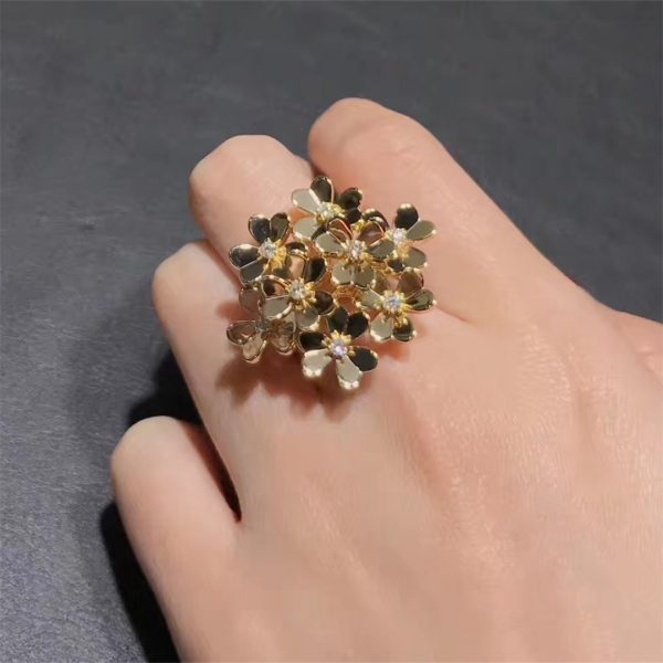 Van cleef arpels Frivole ring, 8 flowers