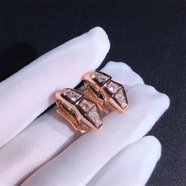 Bvlgari Serpenti slim earrings in 18kt rose gold, set with full pavé diamonds