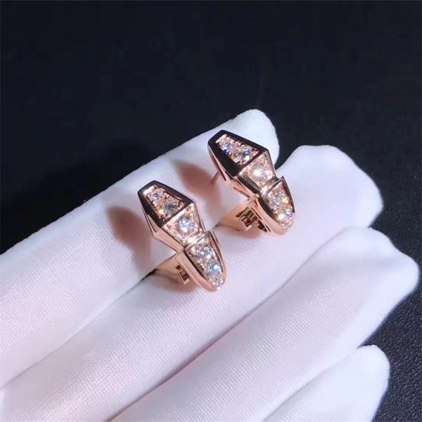 Bvlgari Serpenti slim earrings in 18kt rose gold, set with full pavé diamonds