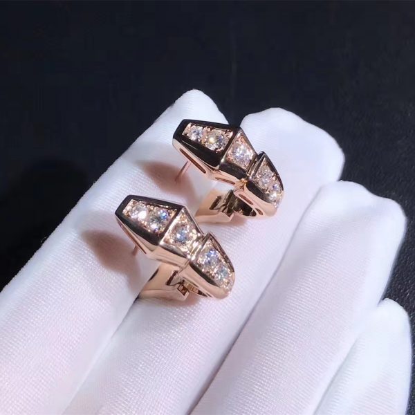 Bvlgari Serpenti slim earrings in 18kt rose gold, set with full pavé diamonds