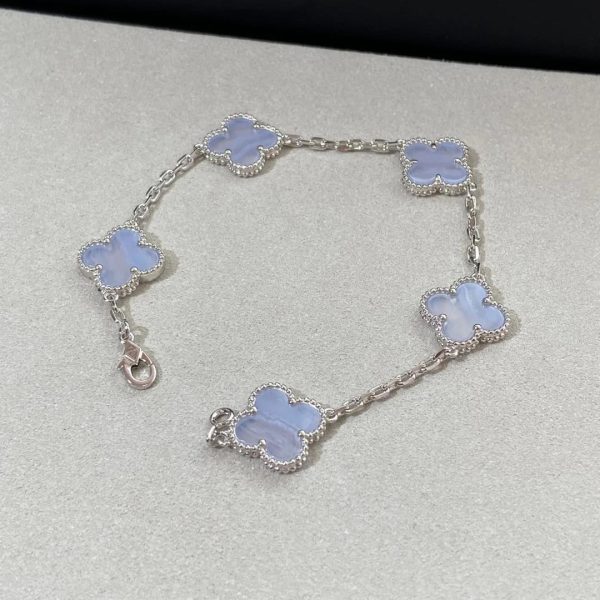 VCA-Vintage-Alhambra-bracelet-5-motifs-White-gold-Chalcedony