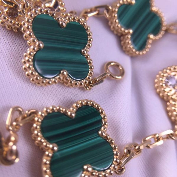 VCA Vintage Alhambra Bracelet, Yellow gold, Diamond, Malachite