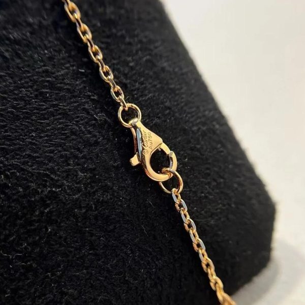 Pure-18k-gold-Cartier-Love-Necklace-Diamonds